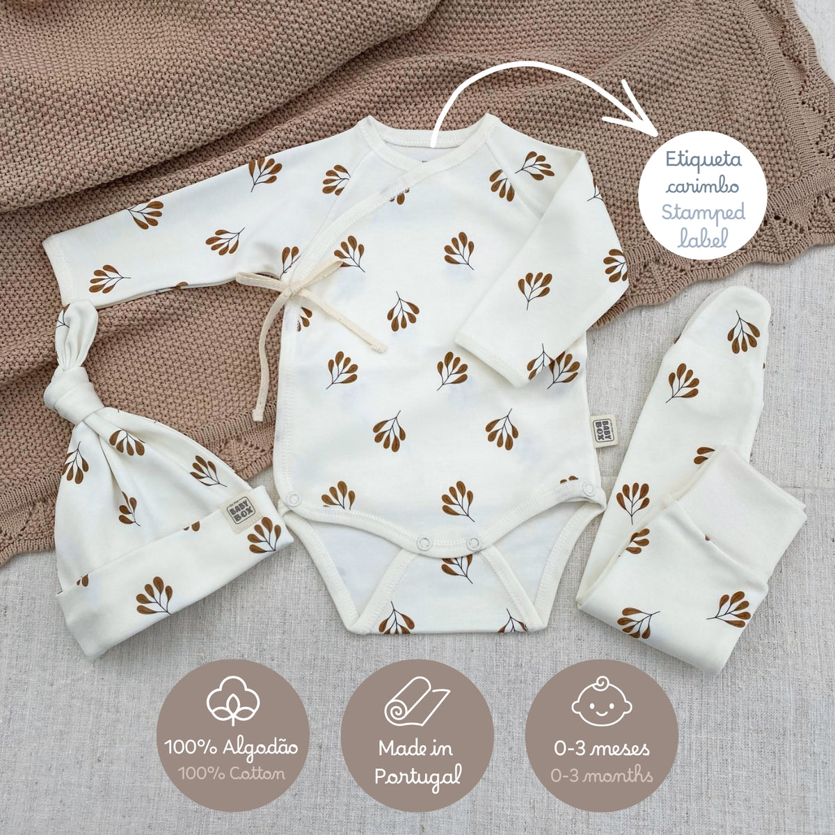 Conjunto interior de body, calça com pé e gorro,padrão de folhas castanhas, tamanho 0-3 meses