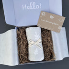 Swaddle Grey Leaves