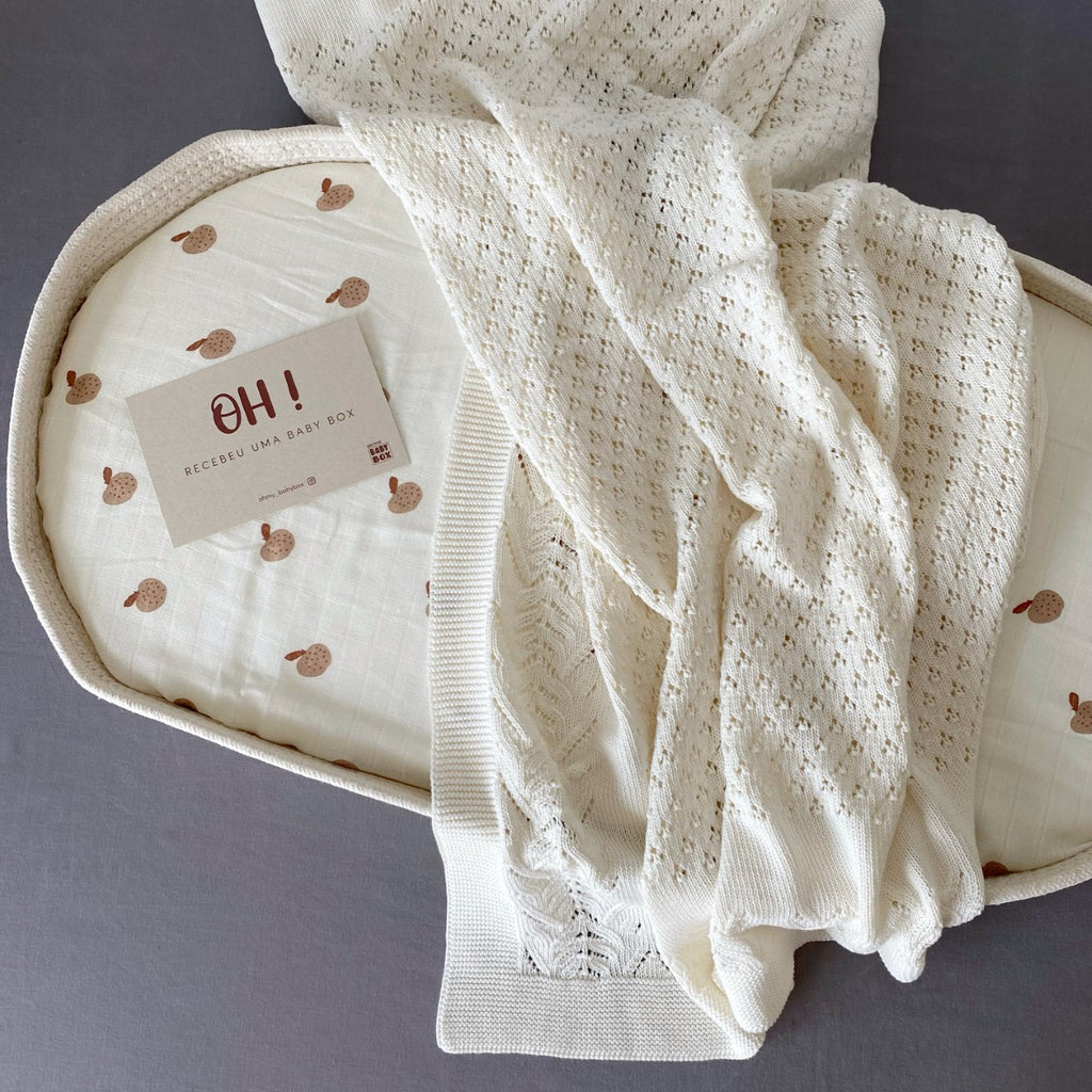 Baby Box nude e elegante pronta a oferecer